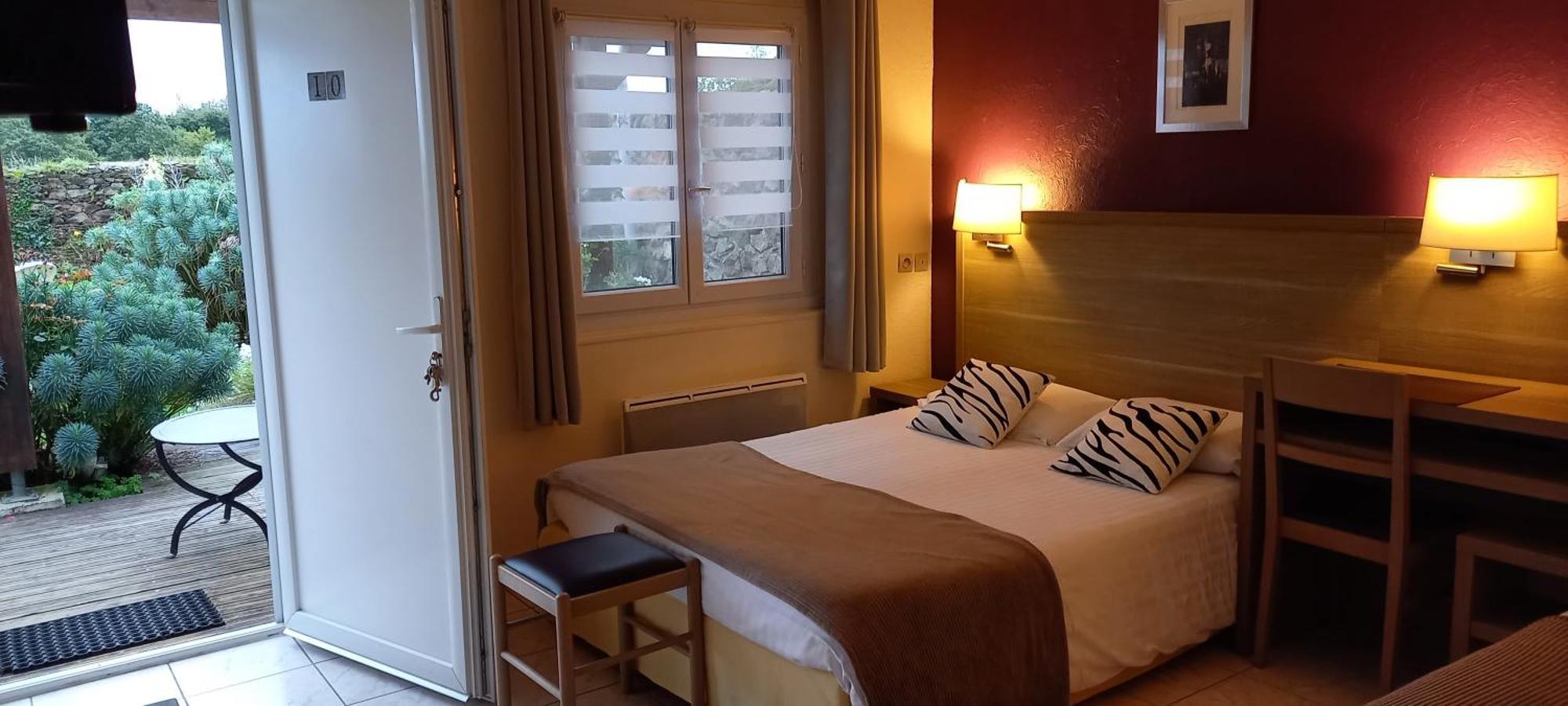 Le Relais De Launay ปลูบาซลาเนค ภายนอก รูปภาพ